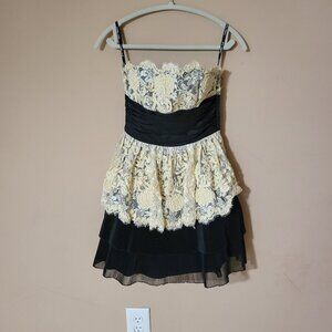 Betsey Johnson Black & Off-White Dress